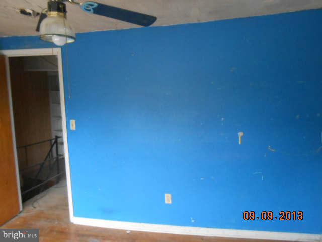 2735 Yarnall Road Baltimore, MD 21227 - Photo 17 of 18 Bedroom