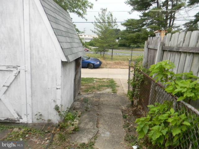2735 Yarnall Road Baltimore, MD 21227 - Photo 5 of 18 Exterior (General)