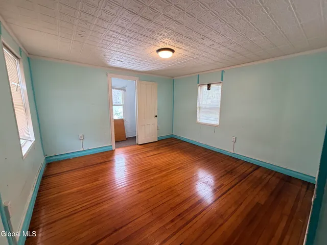 $85,000 | 44 South Perry Street, Johnstown, NY 12095