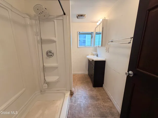 $85,000 | 44 South Perry Street, Johnstown, NY 12095