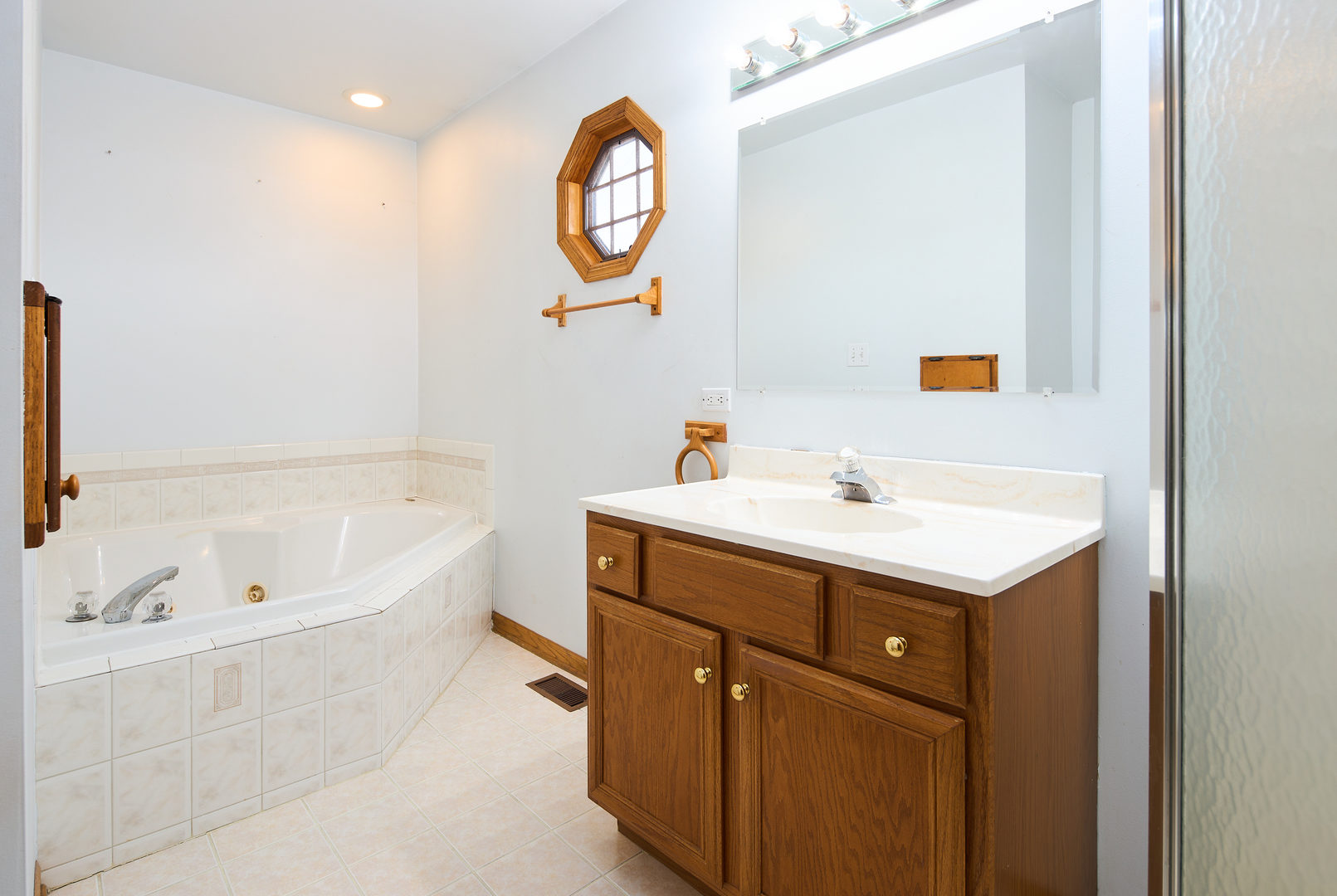 8513 South Roberts Road Justice, IL 60458 - Photo 13 of 22 Gallery Image 13