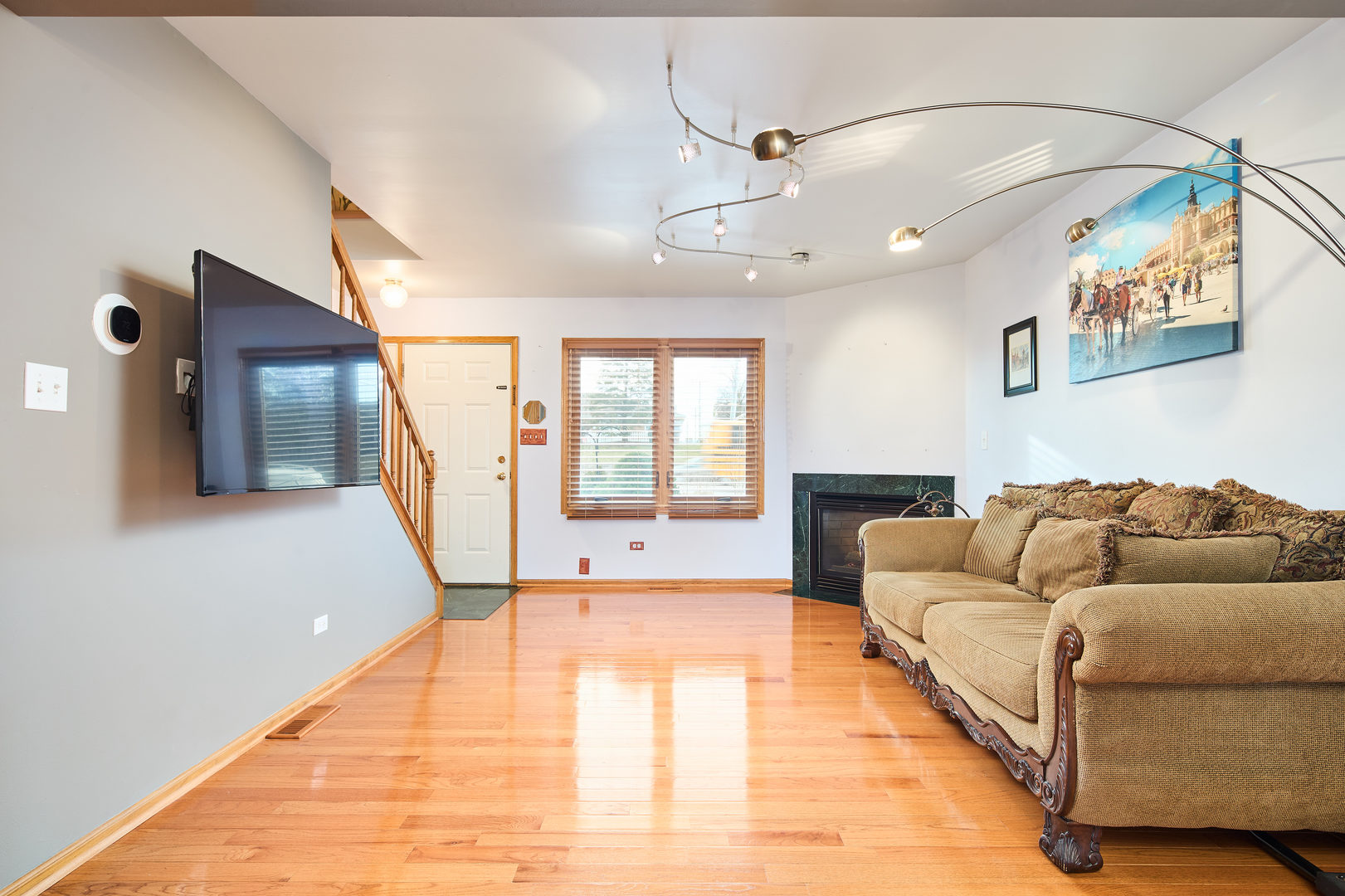 8513 South Roberts Road Justice, IL 60458 - Photo 5 of 22 Gallery Image 5