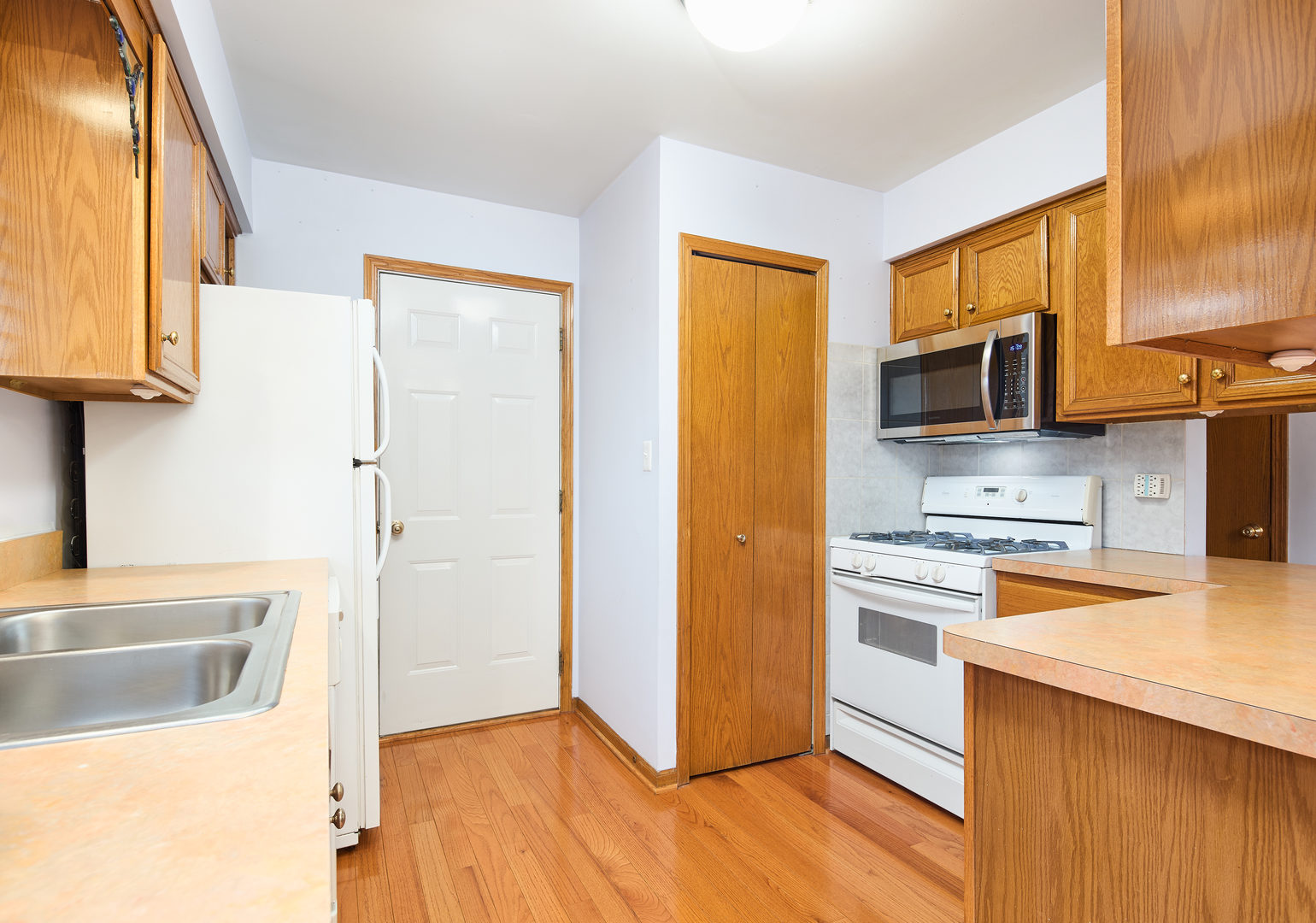 8513 South Roberts Road Justice, IL 60458 - Photo 7 of 22 Gallery Image 7