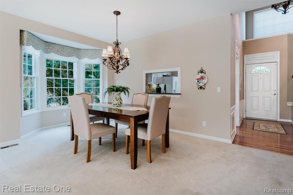 1602 Boulder Court Rochester, MI 48306 - Photo 9 of 46