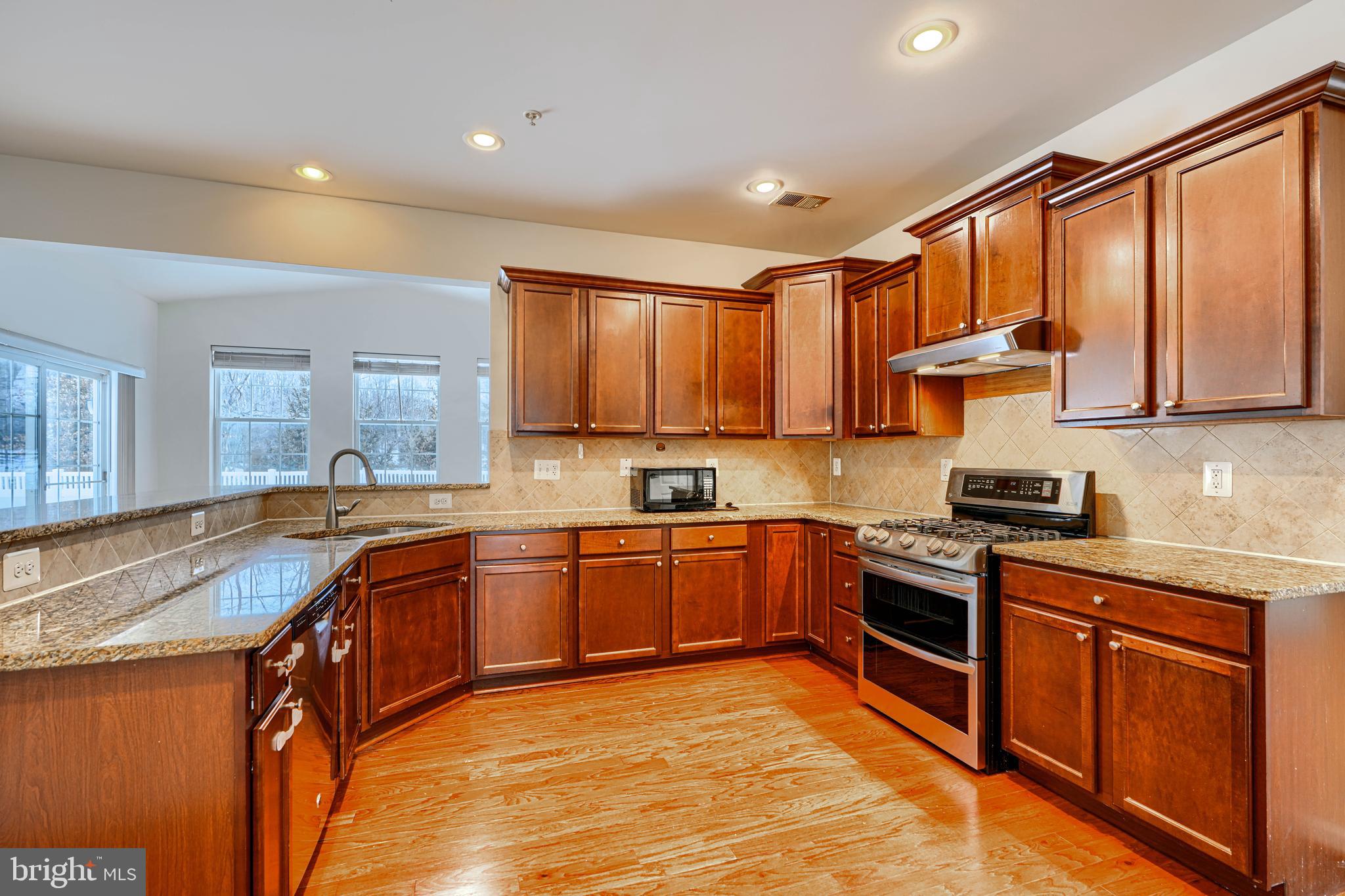 5908 Gambrill Circle White Marsh, MD 21162 - Photo 17 of 54