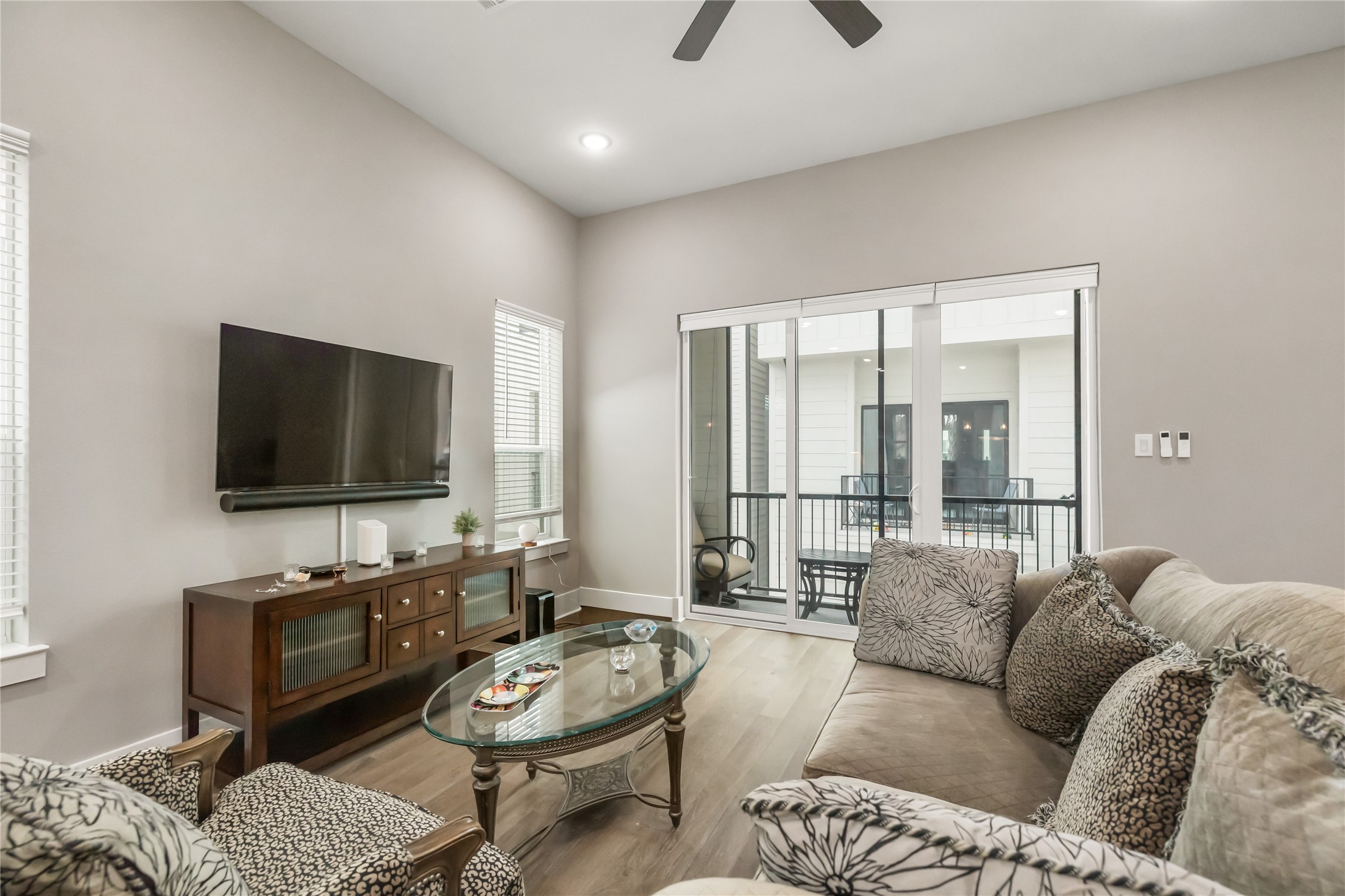 1407 West 23rd Street Houston, TX 77008 - Photo 7 of 30