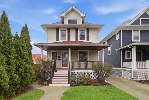 $689,000 | 4119 North Kostner Avenue, Chicago, IL 60641
