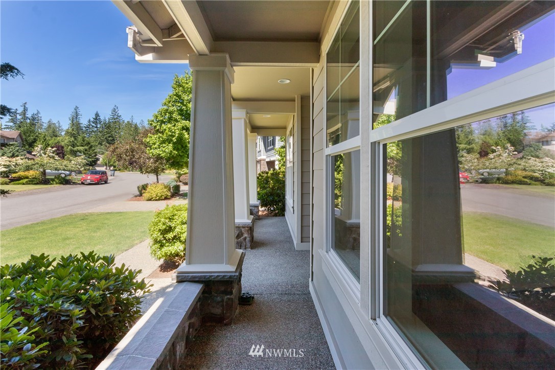 4698 Rutherford Circle Southwest Port Orchard, WA 98367 - Photo 5 of 32 Gallery Image 5