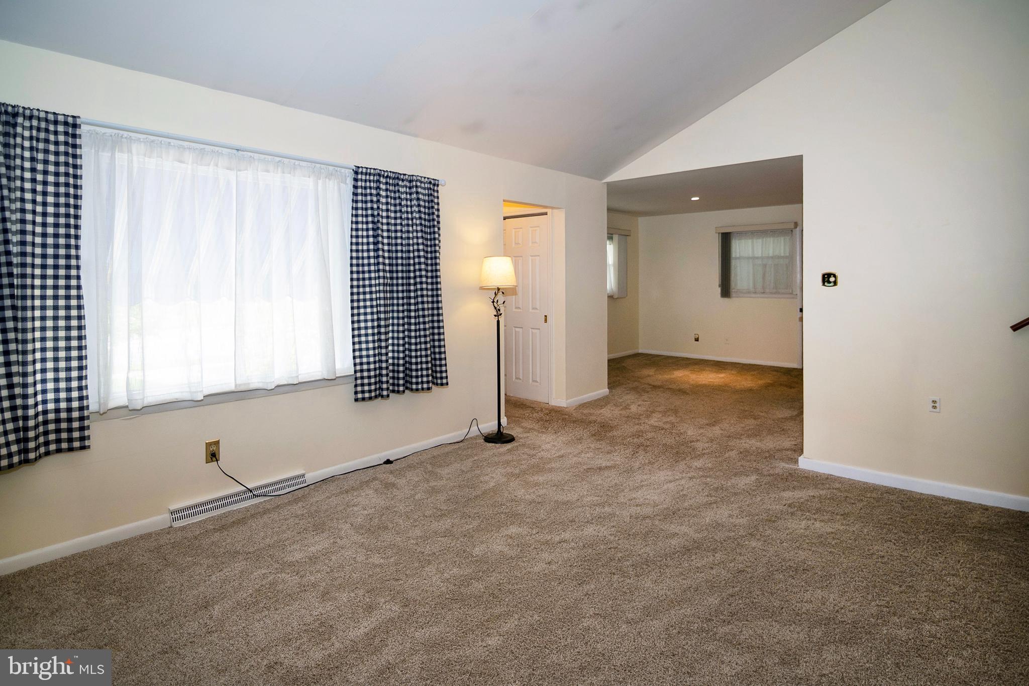 6 South Bell Road Bellmawr, NJ 08031 - Photo 9 of 48