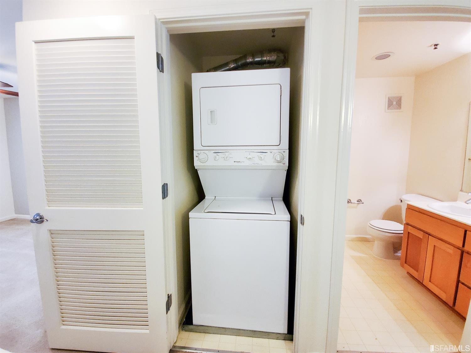 655 12th Street Oakland, CA 94607 - Photo 14 of 37