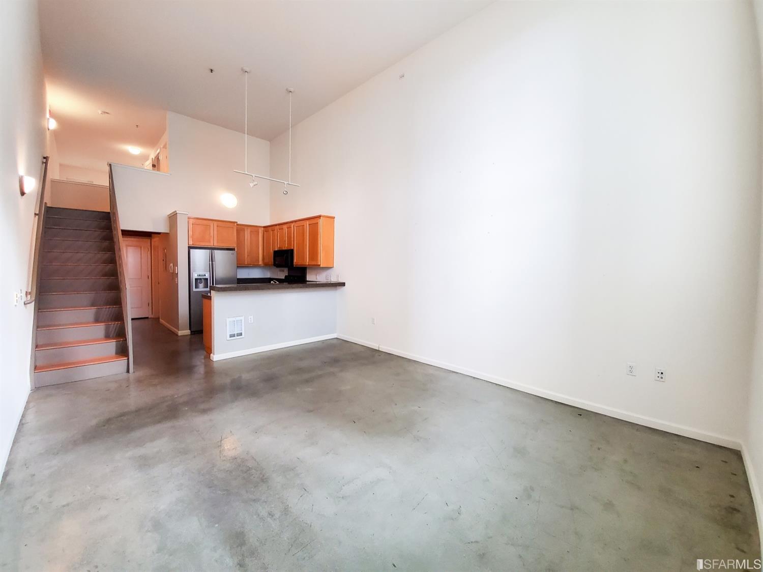 655 12th Street Oakland, CA 94607 - Photo 3 of 37