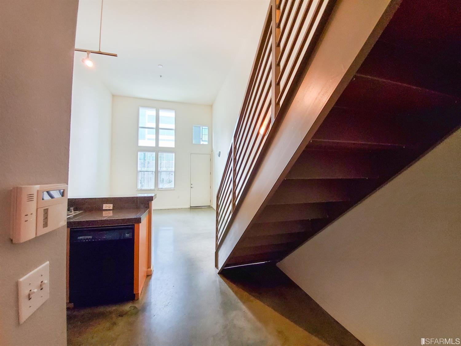 655 12th Street Oakland, CA 94607 - Photo 21 of 37