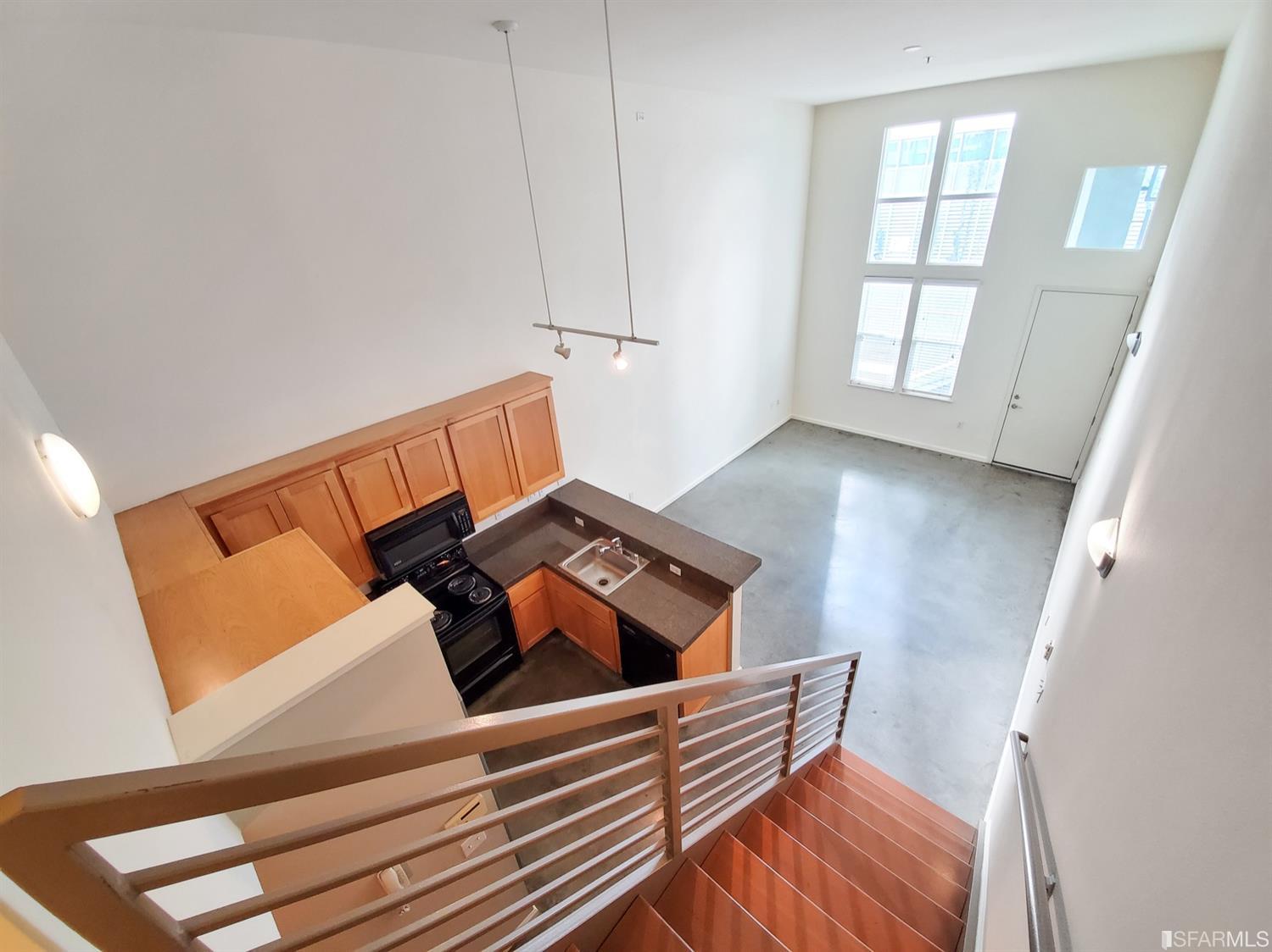 655 12th Street Oakland, CA 94607 - Photo 9 of 37