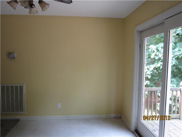 105 Robinson Road Dickson, TN 37055 - Photo 3 of 9 Dining