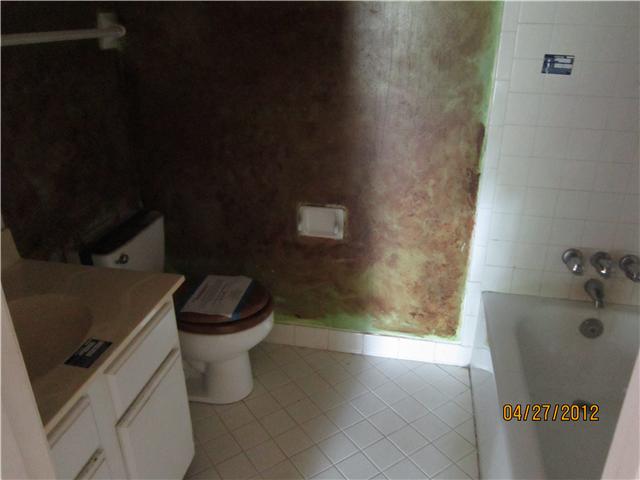 105 Robinson Road Dickson, TN 37055 - Photo 8 of 9 bath1