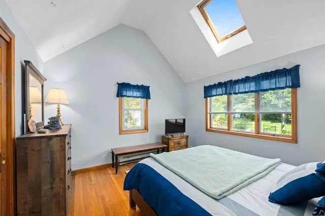 $850,000 | 32 Lindsay Road, Hooksett, NH 03106