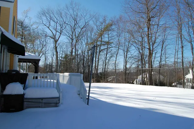$850,000 | 32 Lindsay Road, Hooksett, NH 03106