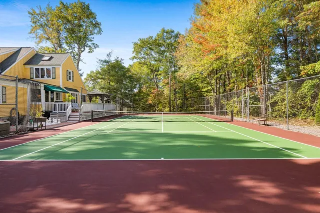 $850,000 | 32 Lindsay Road, Hooksett, NH 03106