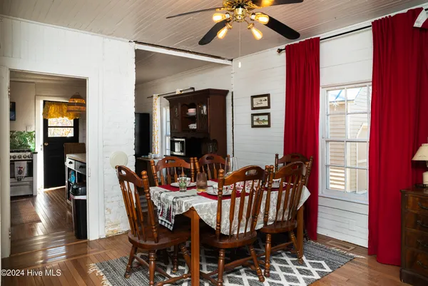 $279,000 | 414 Phillips Street, Edenton, NC 27932