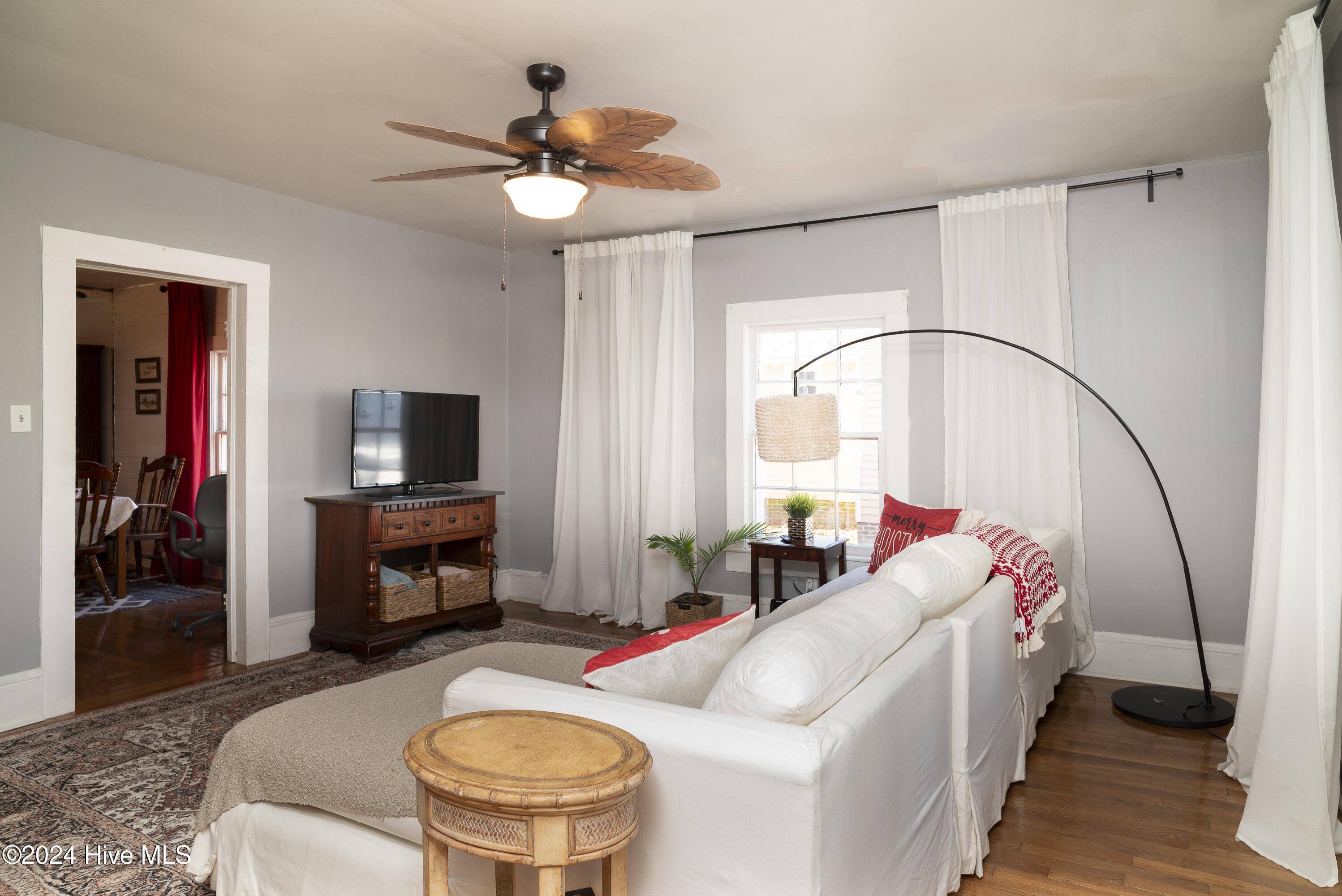 414 Phillips Street Edenton, NC 27932 - Photo 6 of 27 414 Phillips Street 26 of 31