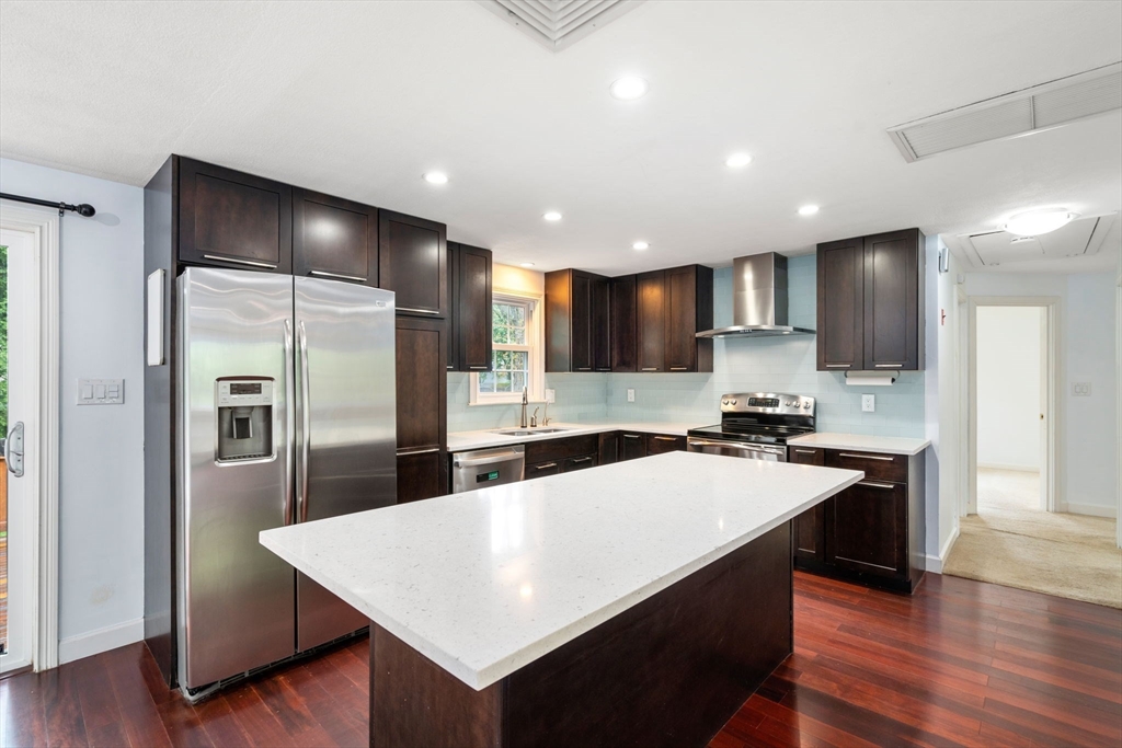 231 Totten Pond Road Waltham, MA 02451 - Photo 9 of 31 Gallery Image 9