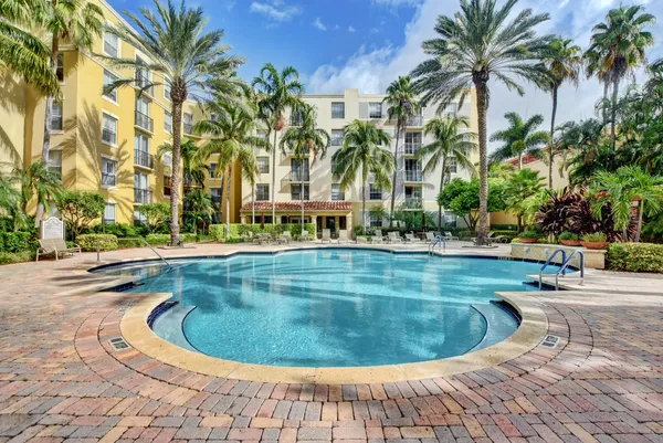 $3,400 | 651 Okeechobee Boulevard, Unit 312, West Palm Beach, FL 33401