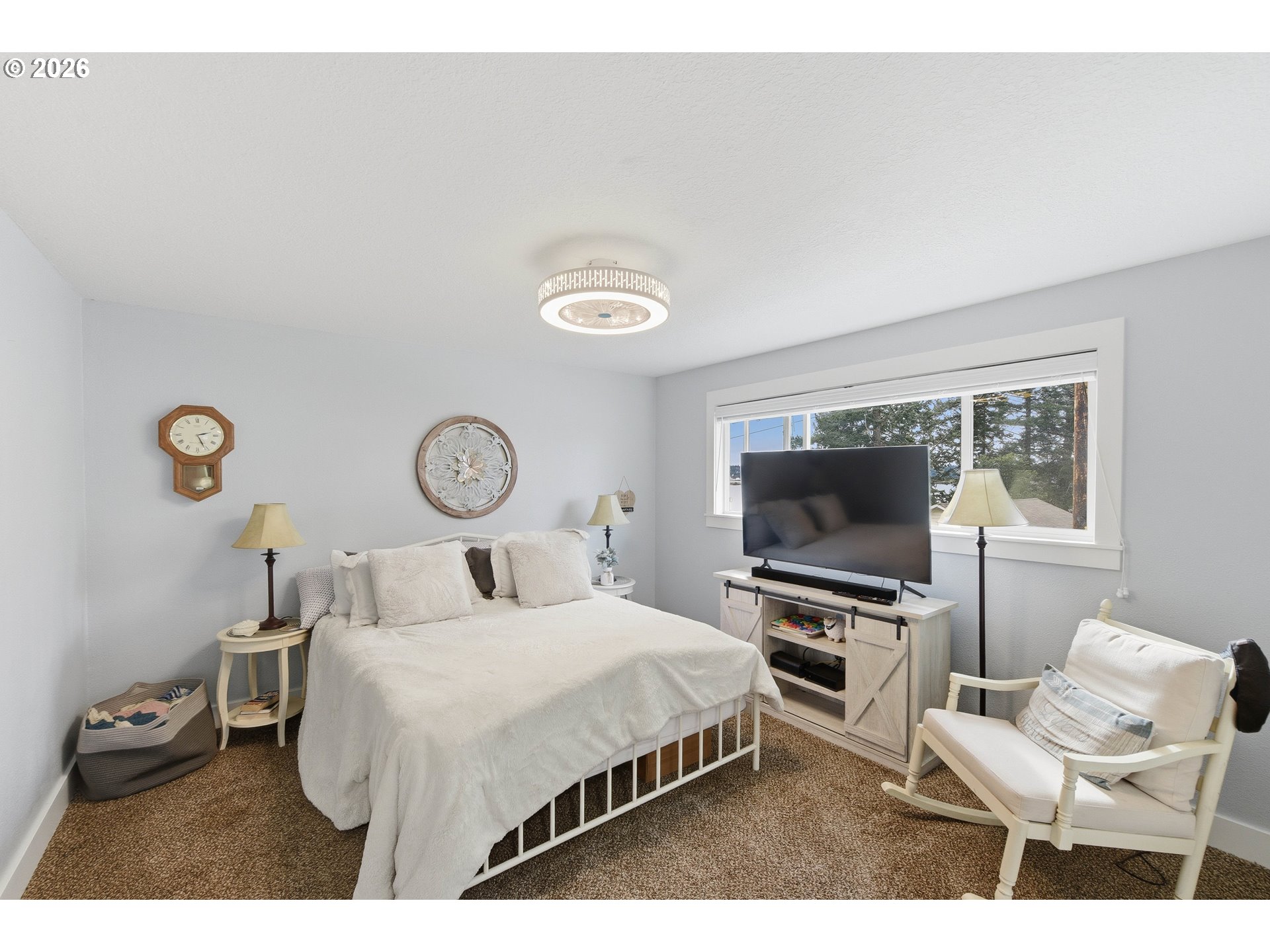 93930 Bridge View Lane North Bend, OR 97459 - Photo 7 of 46