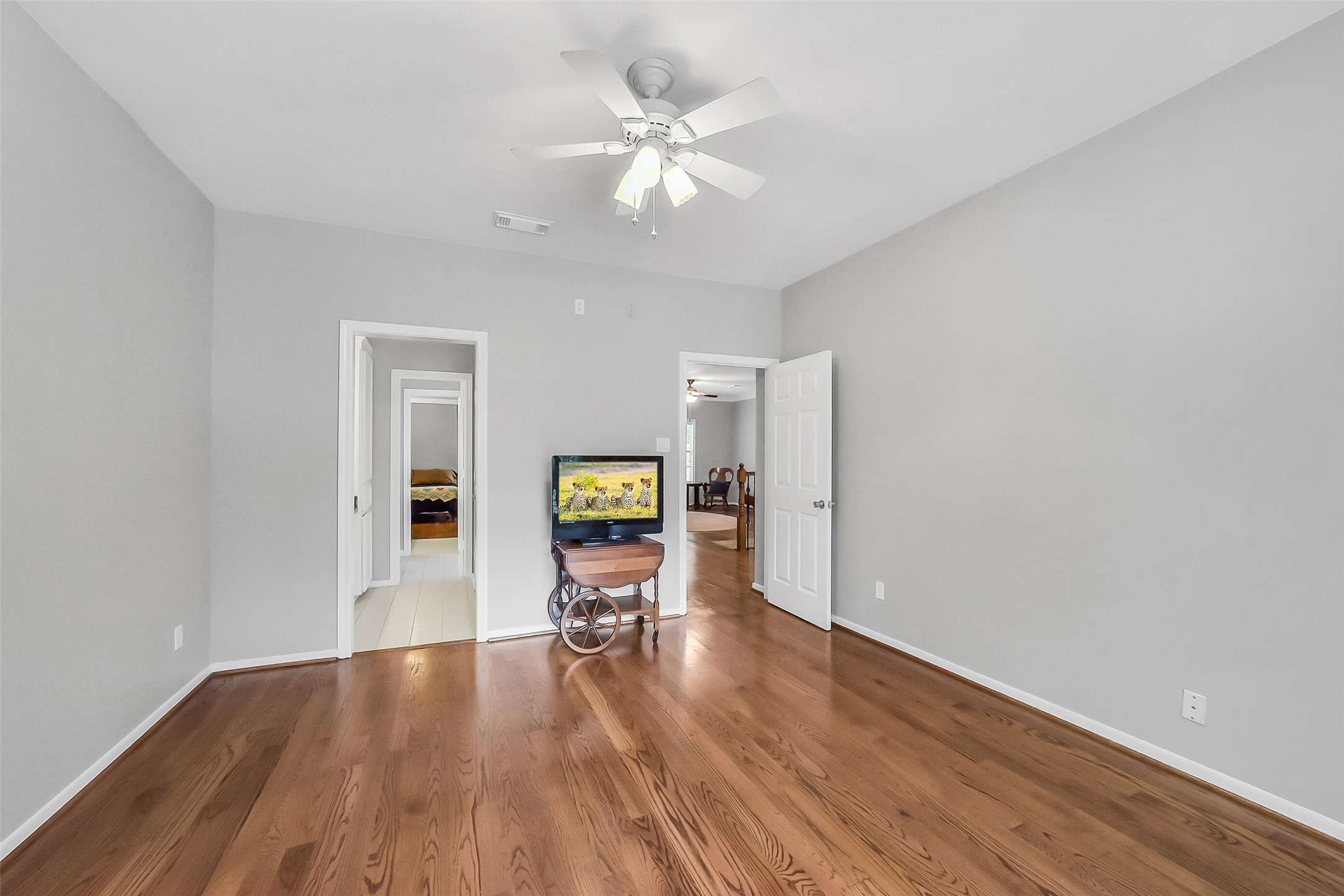 1260 Fries Road Houston, TX 77055 - Photo 28 of 42