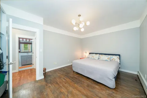 $1,150,000 | 4 Half Mile Road, Armonk, NY 10504