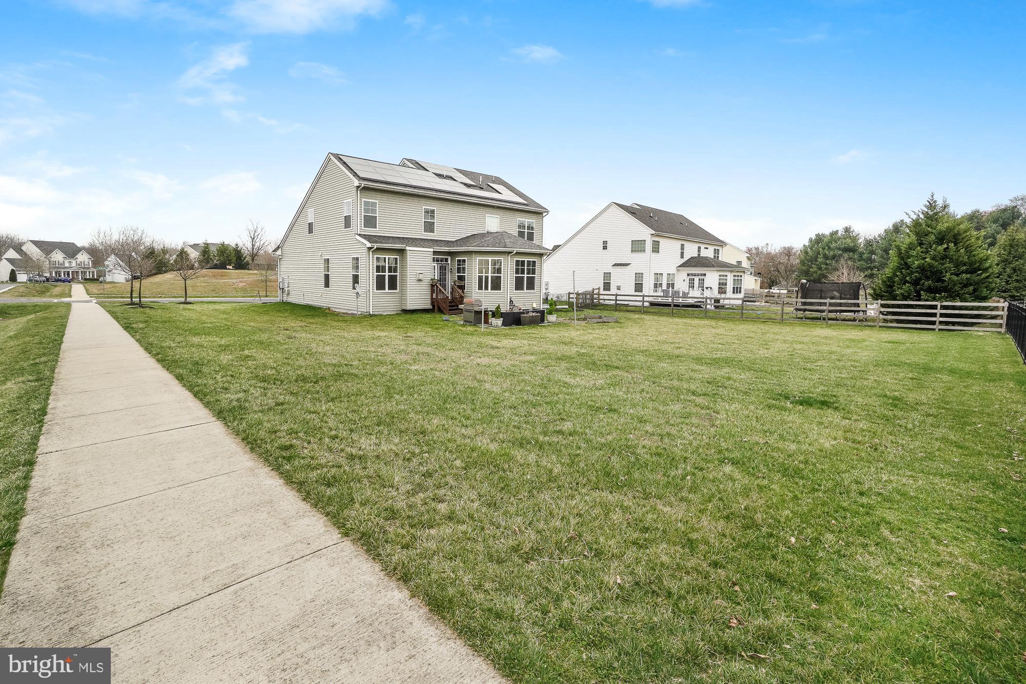 17914 Dr Walling Road Poolesville, MD 20837 - Photo 11 of 86