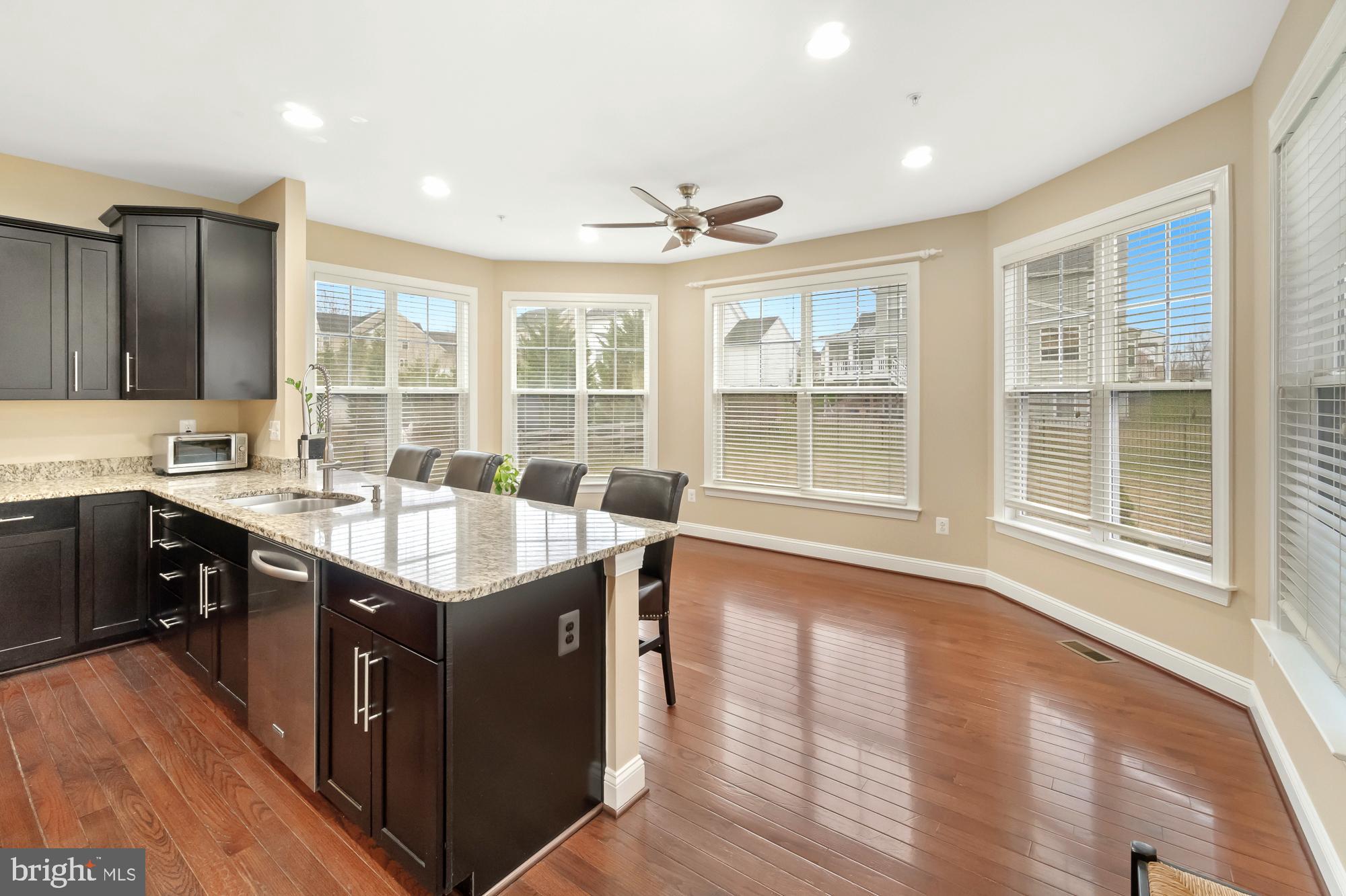 17914 Dr Walling Road Poolesville, MD 20837 - Photo 17 of 86 Optional all-windows sunroom/dining area