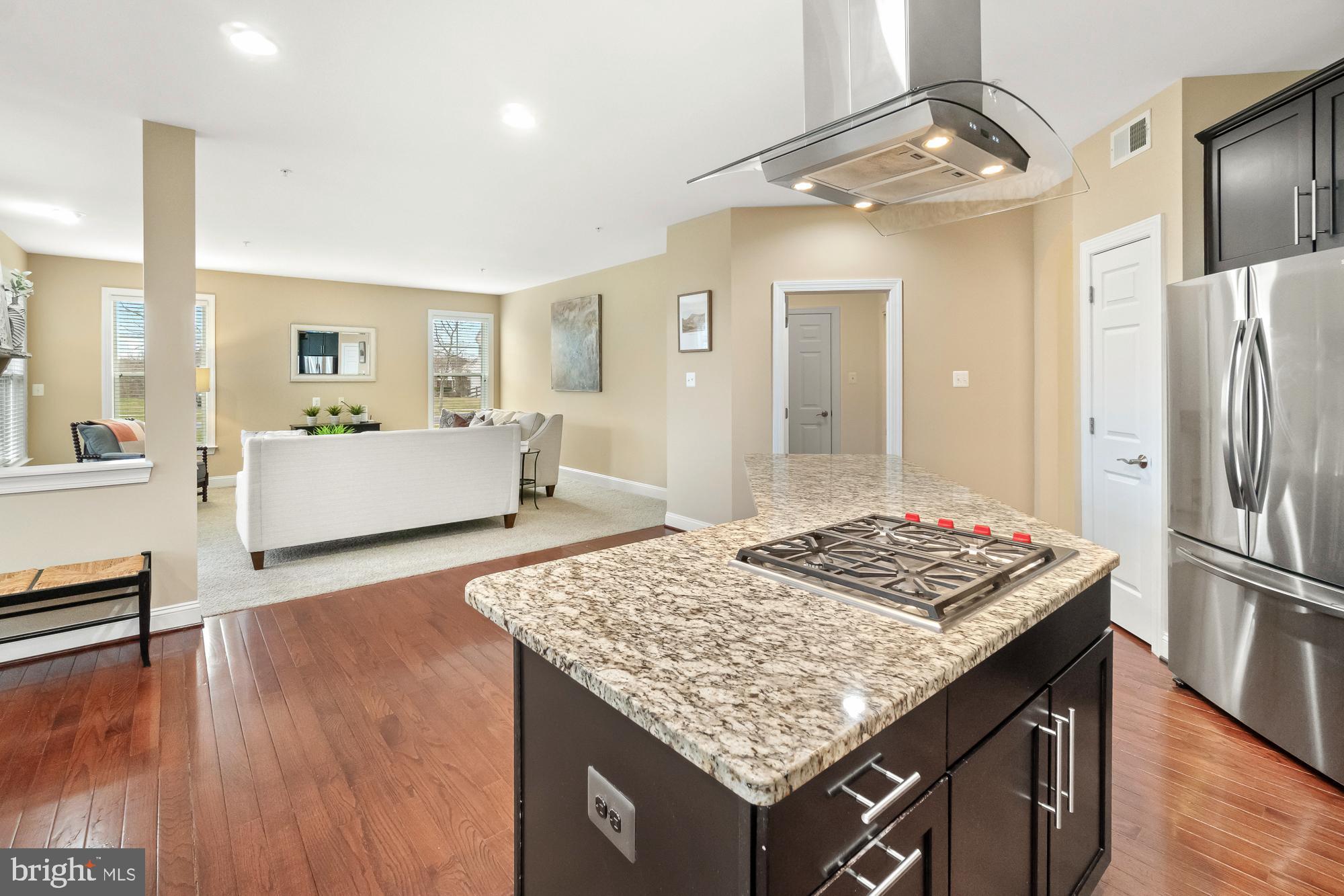 17914 Dr Walling Road Poolesville, MD 20837 - Photo 22 of 86 Great sightlines into family room