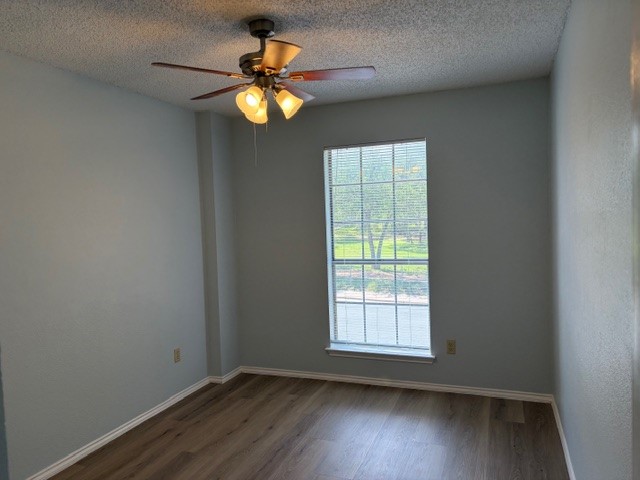 12715 Modena Trail Austin, TX 78729 - Photo 12 of 16 Bedroom 3