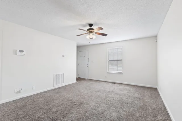 $795 | 727 Peachers Mill Road, Clarksville, TN 37042