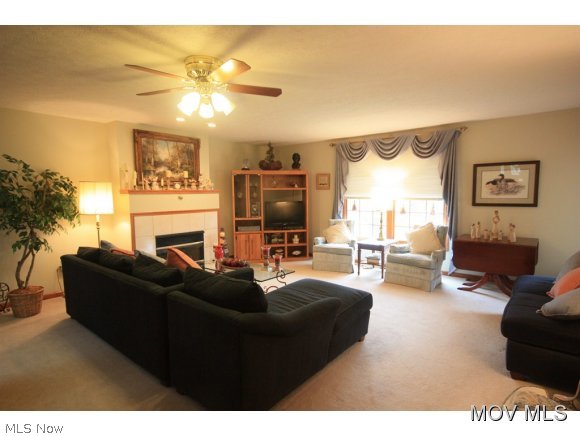 1047 Rector Road Parkersburg, WV 26105 - Photo 7 of 18 Living Room area of Great Room