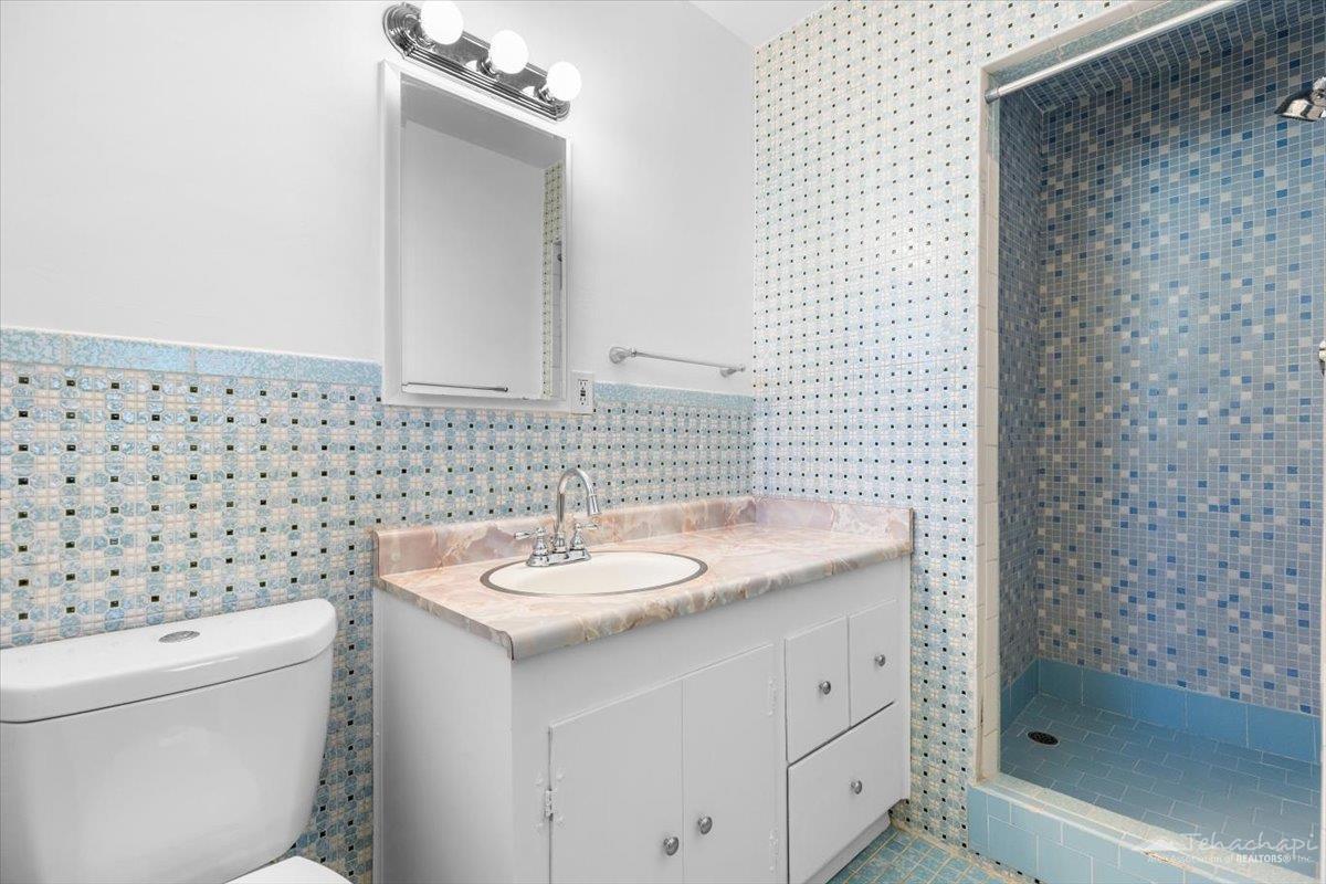 205 Spruce Street Tehachapi, CA 93561 - Photo 15 of 28 Gallery Image 15