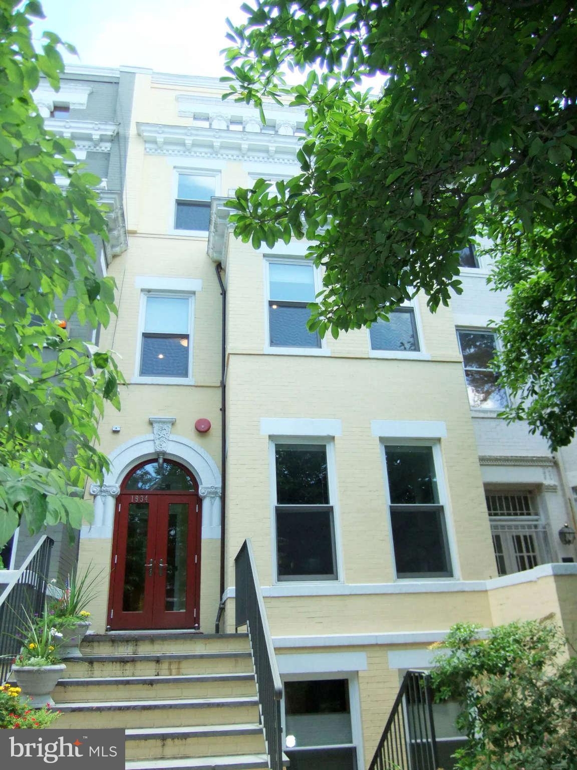 Exterior  Front