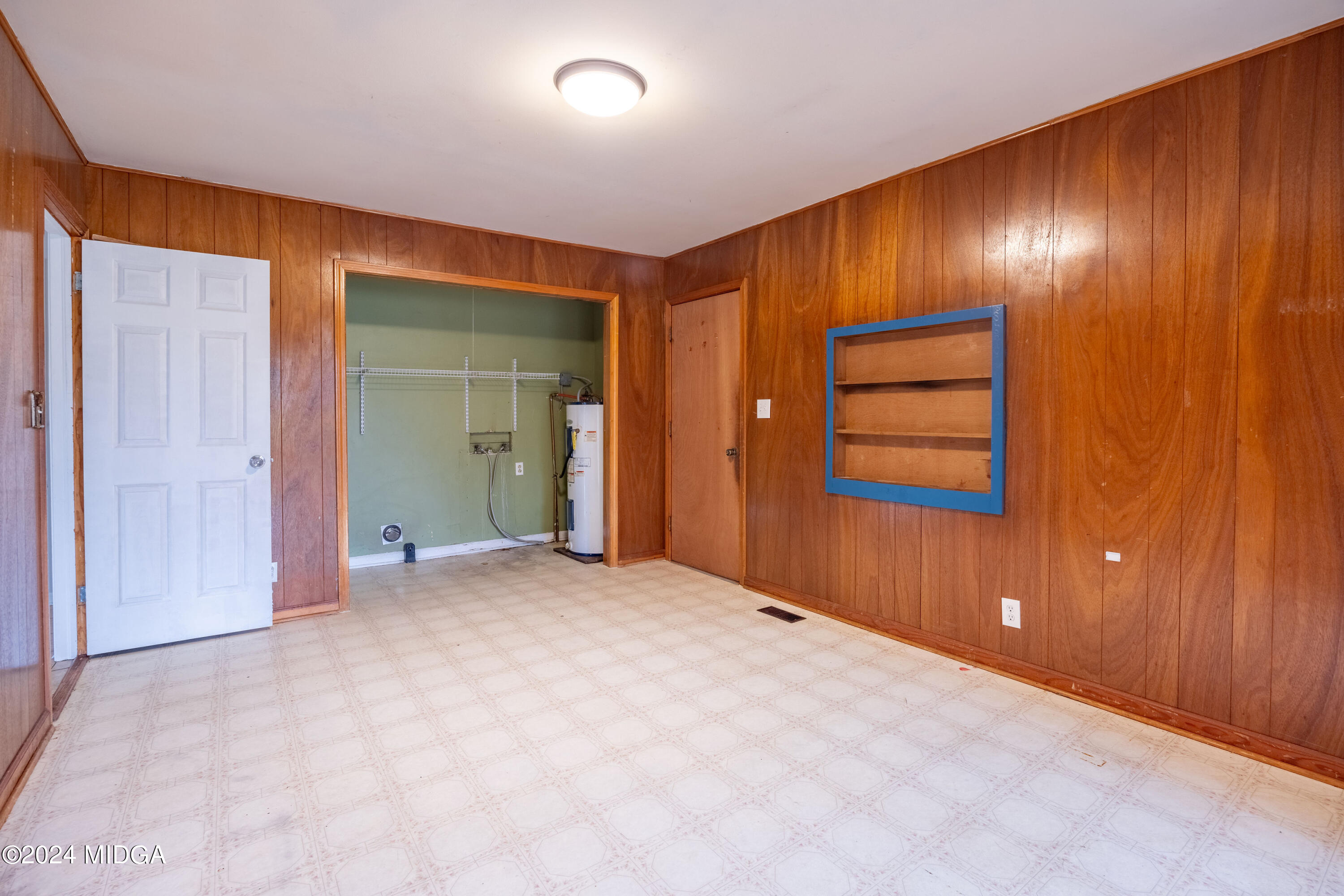 101 Ridgedale Drive Warner Robins, GA 31088 - Photo 23 of 24 BonusRoom_101Ridgedale-2