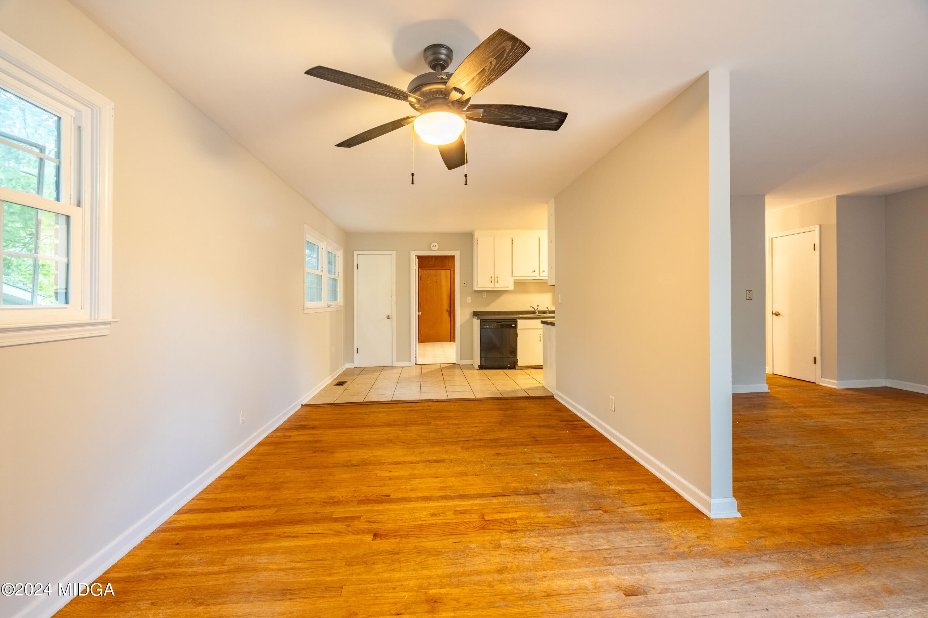 101 Ridgedale Drive Warner Robins, GA 31088 - Photo 9 of 24 DiningRoom_101Ridgedale-2