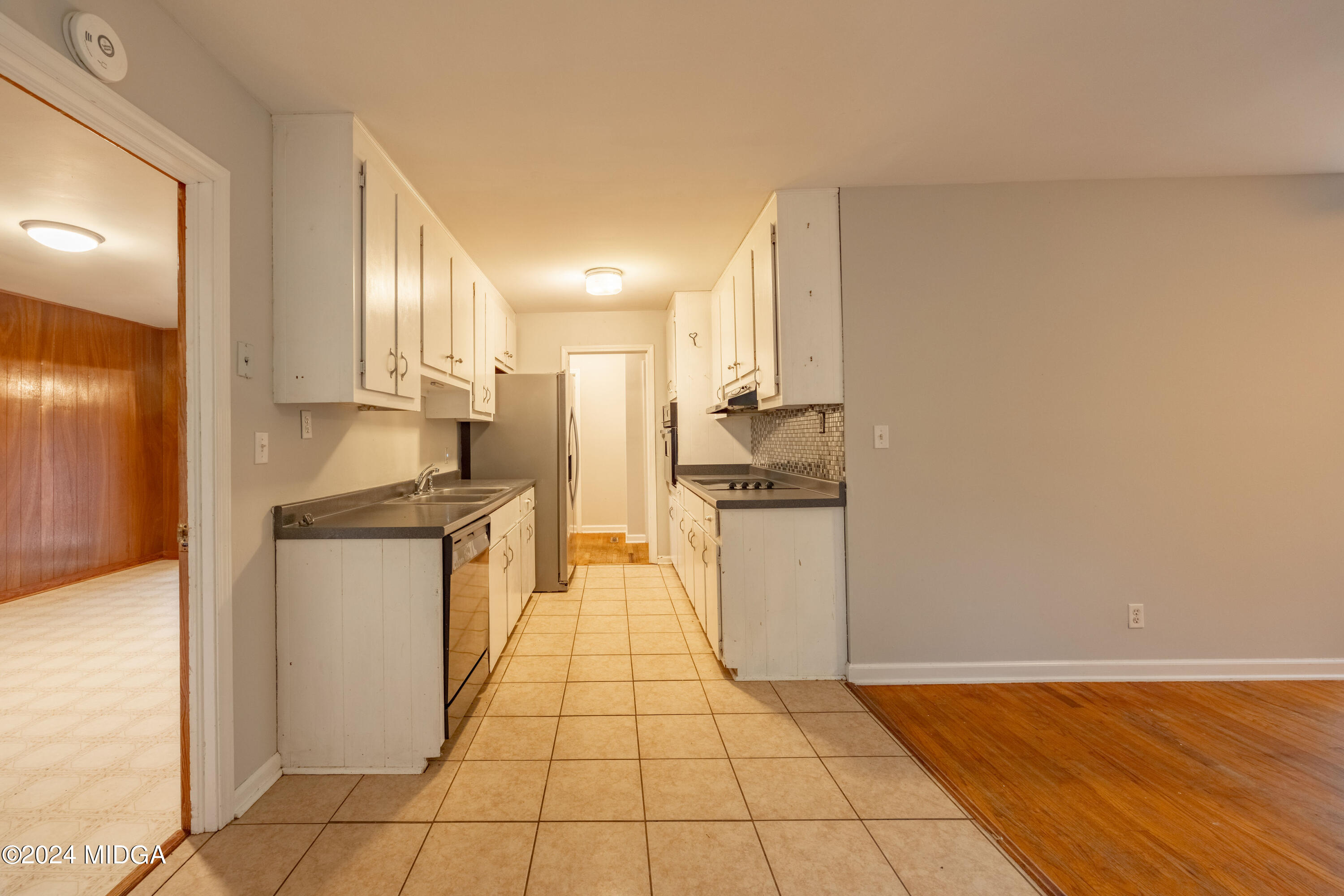 101 Ridgedale Drive Warner Robins, GA 31088 - Photo 10 of 24 Kitchen_101Ridgedale