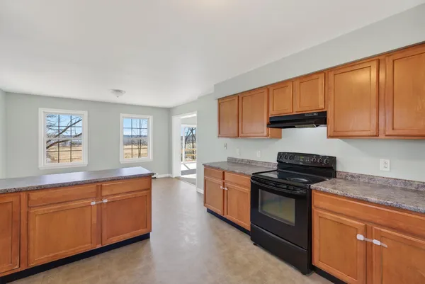 $330,000 | 51 Bunker Hill Road, Jefferson, ME 04348