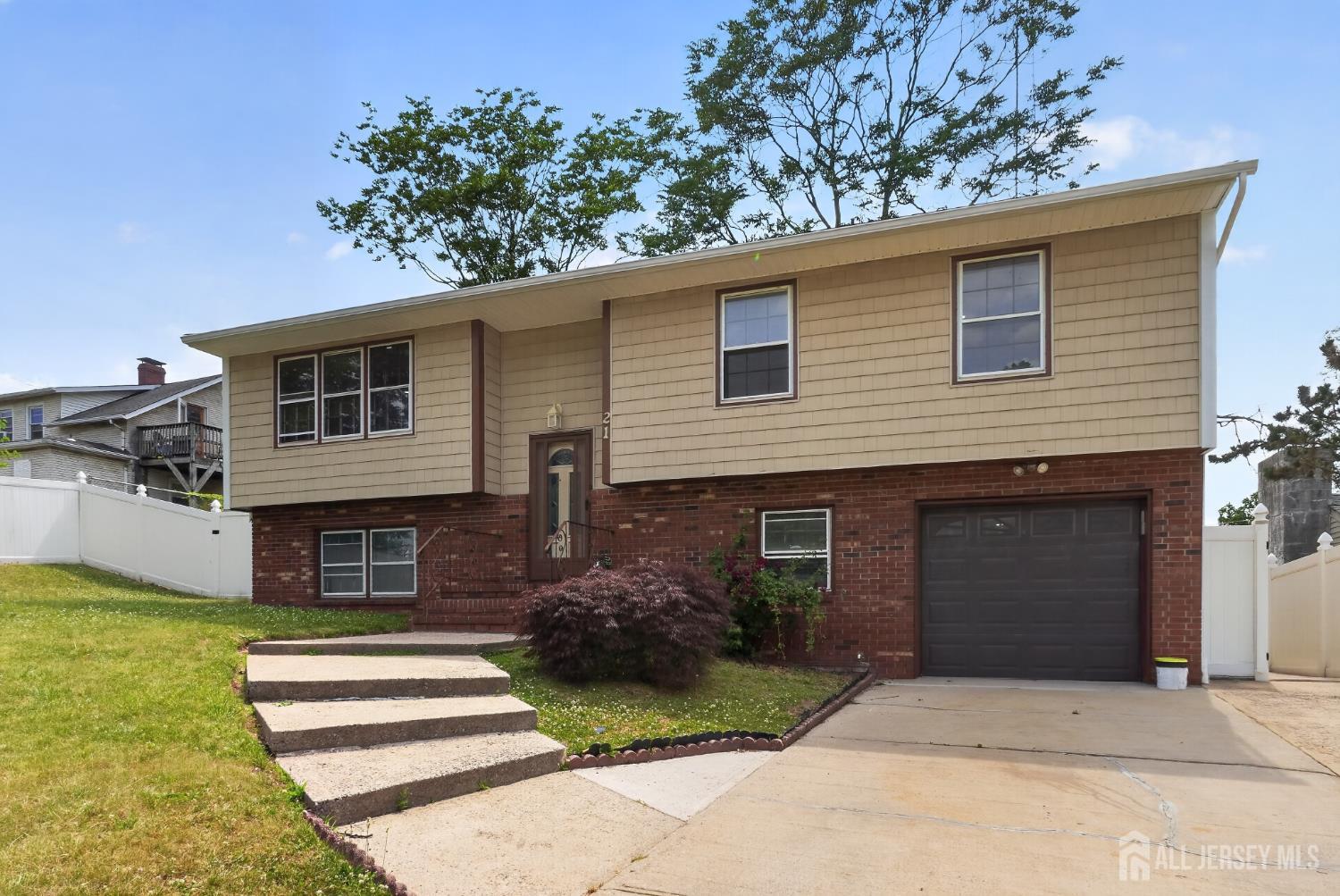 21 Ash Road Edison, NJ 08817 - Photo 2 of 35