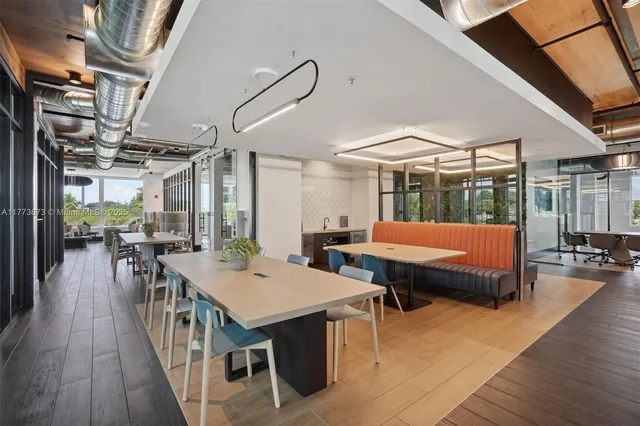 $4,085 | 2095 West Atlantic Avenue, Unit C1, Delray Beach, FL 33445