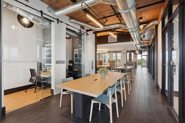 $4,085 | 2095 West Atlantic Avenue, Unit C1, Delray Beach, FL 33445