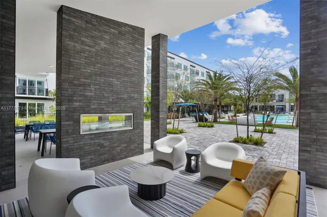 $4,085 | 2095 West Atlantic Avenue, Unit C1, Delray Beach, FL 33445