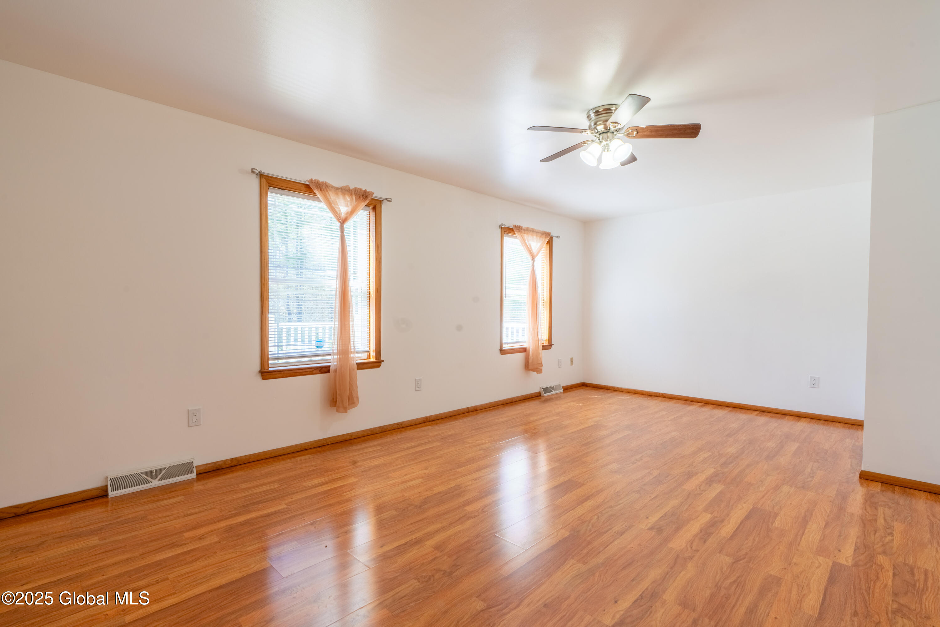 4819 Highway 50 Northumberland, NY 12831 - Photo 25 of 32 DSC04954-HDR