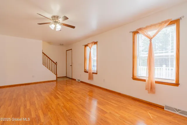 $2,800 | 4819 Highway 50, Northumberland, NY 12831