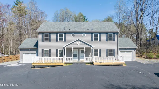 $2,800 | 4819 Highway 50, Northumberland, NY 12831