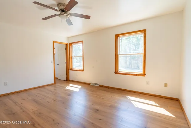 $2,800 | 4819 Highway 50, Northumberland, NY 12831