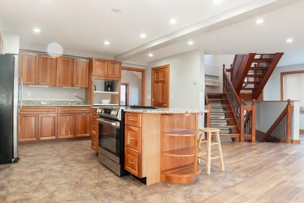 $399,900 | 18 Lookout Trace, Galena, IL 61036